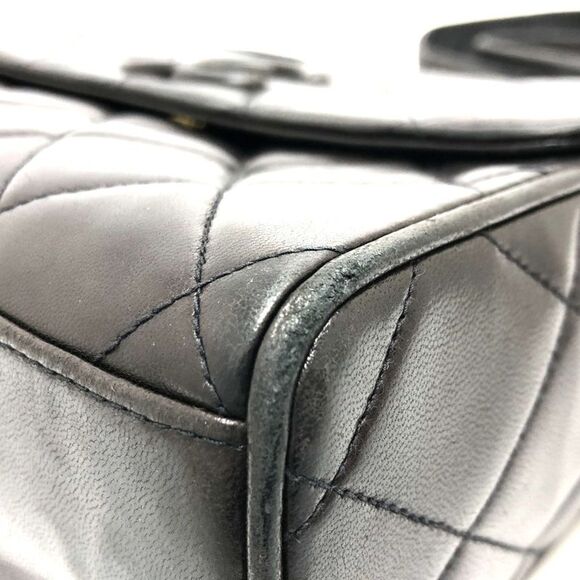 Pre Loved chanel Women Black Shoulder Bags - Picture 5 of 8